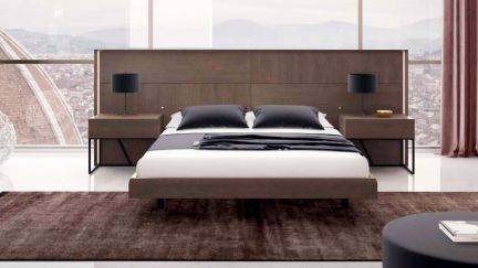 Cama Casal Station